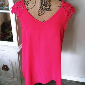 jella c. Salmon Pink Lace Sleeved Blouse